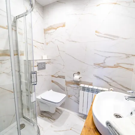 I Seeblick Lejlighed *