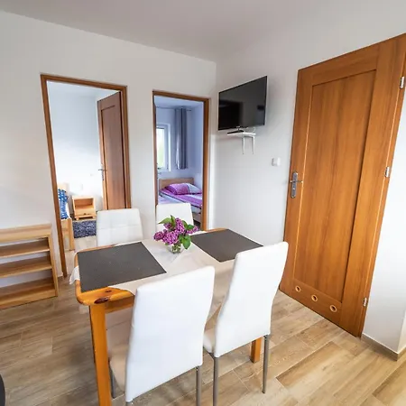 I Seeblick Apartment *